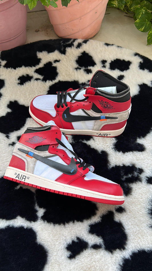 Nike Air Jordan 1 Retro High Off-White Chicago